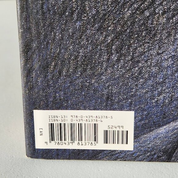 The Invention of Hugo Cabret Hardcover Book by Brian Selznick 9780439813785 533 - Picture 7 of 14